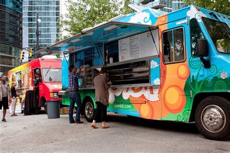 40% won't tip at food trucks – but should you?
