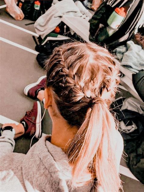 40+ Athletic Volleyball Hairstyles That Are Still Cute