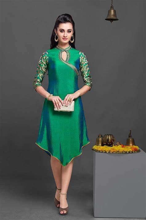 40 Trending Latest Kurti Designs For Women - G3