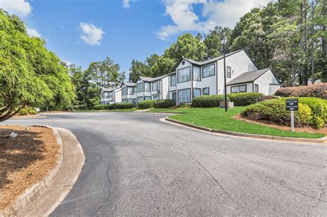 Apartment for Rent Pet Friendly Verified 4 Hours Ago The Everett Apartments 4015 Satellite Blvd, Duluth, GA 30096, USA 4015 Satellite Blvd, Duluth, GA 30096, USA 9.9 Excellent Verified 50 Photos View all (50) Monthly rent $1,141–$3,103 Beds 1–2 Baths 1–2 Sqft 600–1,200 Check availability (470) 260-8591 Location. 