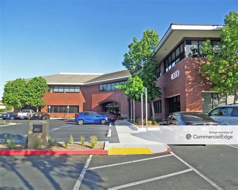 4050 Barranca Parkway is located in Irvine, CA. Built in 1989, this 2 story office property spans 38,529 SQFT. CompStak has 5 lease comps for this property, dating from 2018 to 2022. CompStak has one recorded sales transaction for this property. This property last sold in 2013.. 