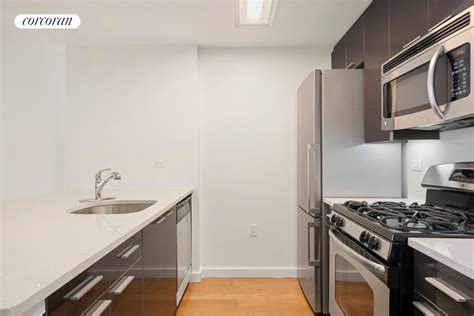41-21 24 STREET #6H is a rental unit in Long Island City, Queens priced at $2,400.. 