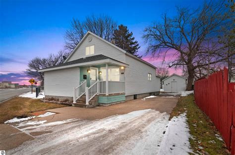 418 Elm Rest Ave, Cadillac, MI 49601 Trulia