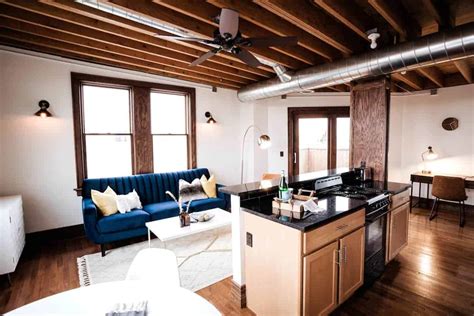 This Boho themed loft serves as the perfect retreat for those seeking a comfortable and refined stay, with the picturesque Detroit riverfront just ... Downtown Loft KING suite 420-friendly FREE parking - Lofts for Rent in Detroit, Michigan, United States - Airbnb. 