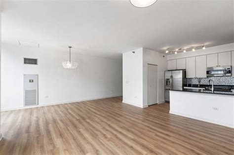 421 W Huron St APT 1509, Chicago, IL 60654 Zillow