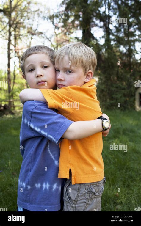 443,117 Two People Hugging Premium High Res Photos