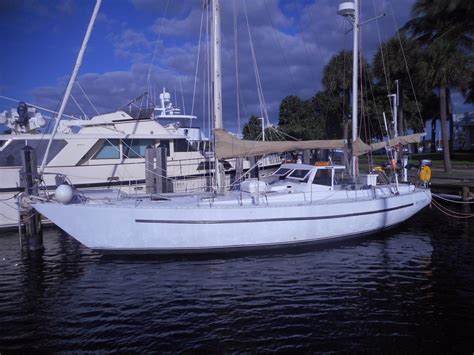 45 Bruce Roberts 1983 Ft Lauderdale Denison Yacht Sales