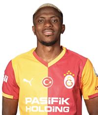 45 Victor Osimhen Forvet. 