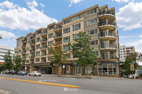 View detailed information about property 688 110th Ave NE, Bellevue, WA 98004 including listing details, property photos, school and neighborhood data, .... 