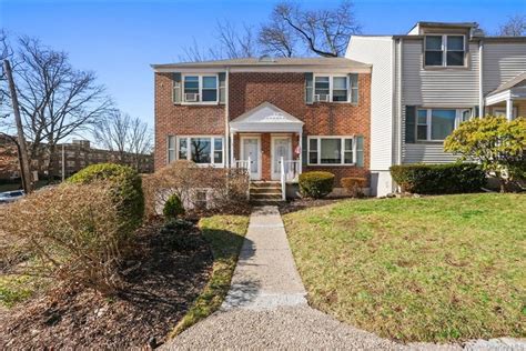465 tuckahoe rd yonkers ny 10710. The Redfin Estimate uses 6 recent nearby sales, priced between $145K to $210K. SOLD NOV 29, 2023. $162,000 Sold Price. 1 bed. 1 bath. 750 sq ft. 8 Stokes Rd Unit 2A, Yonkers, NY 10710. Listing by Houlihan Lawrence Inc. SOLD DEC 27, 2023. 