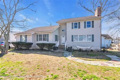 472 W Lincoln Ave, Oakhurst, NJ 07755 MLS