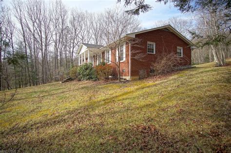 4890 MT Tabor Rd, Blacksburg, VA 24060 realtor.com®