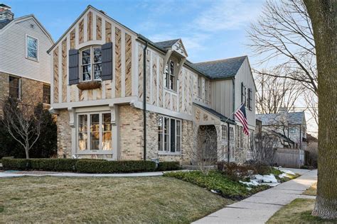 4922 N Cumberland Blvd, Whitefish Bay, WI 53217 - Redfin