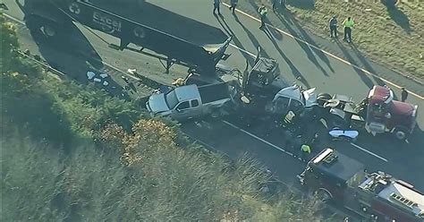 Updated: 8:39 AM EDT September 15, 2021. A tractor trailer crash on the Inner Loop of Interstate 495 is causing major delays on the beltway Wednesday morning. A tractor trailer crashed and went ....