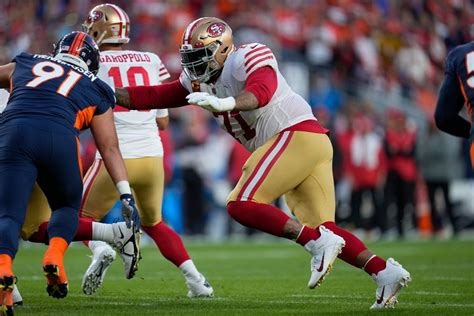 49ers’ All-Pro Trent Williams still ascending at age 35