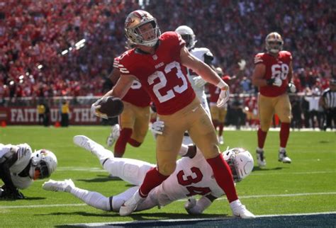 49ers’ McCaffrey finds yardage tougher to gain even as touchdown streak continues