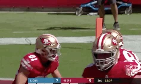 The 49ers are on to the NFC championship without scoring an offensive touchdown thanks to a pair of Robbie Gould field goals, including the game winner in the final seconds. San Francisco burned .... 49ers gif