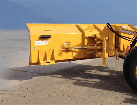 4ft heavy duty Bulldozer Blade / Snow Plough - fits cat 1 tractor ...