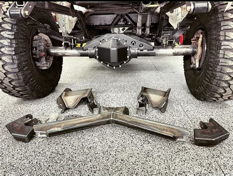 *79-85 Mini/4Runner Front 3 Link Suspension System - for Fabricated 3″ Axle Housing - Upper on Diff-Select options