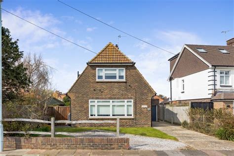 5, Fletcher Road, Worthing, West Sussex, BN14 8EX - House …