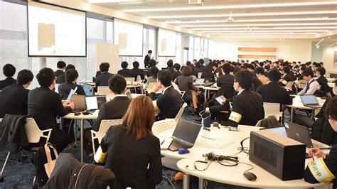 5万人不足の先端技術人材 ダイキンが不自由しない理由 (2ページ …