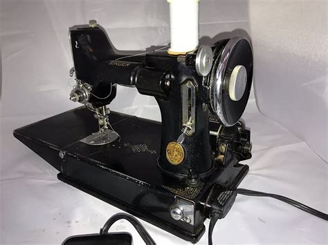 5 Best Vintage Sewing Machine Accessories - muktibox.com