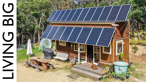 5 Benefits of Installing a Tiny House Solar Power System