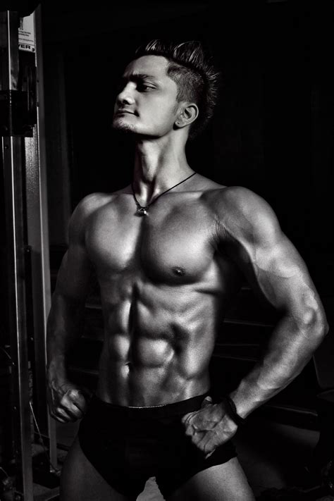 5 Best Exercises for Men to Build Lean Abs