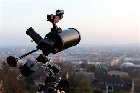 5 Best Refractor Telescopes - Apr. 2024 - BestReviews