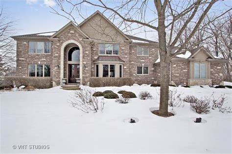 5 Hawthorn Grove Dr, HAWTHORN WOODS, IL 60047 - Redfin