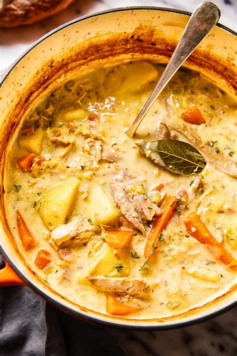 5 Must-Have Sides to Complete Your Turkey Stew Feast!