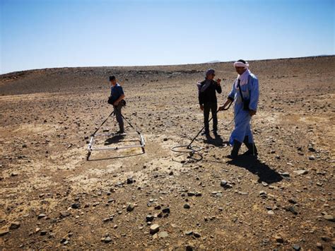 5 Tips for Hunting Meteorites - Mini Museum - wintechmobiles.com