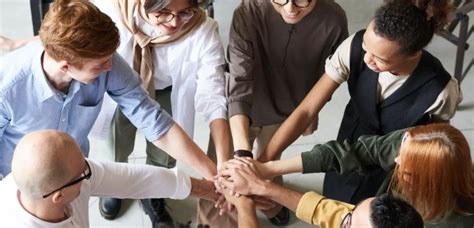 5 Team-Building Activities That Improve Synergy