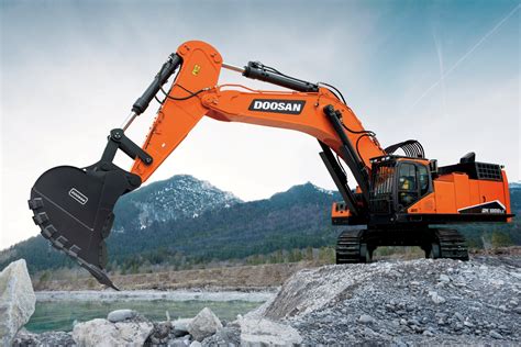 5 Tonne Excavator - Largest choice of New & Used in Australia.