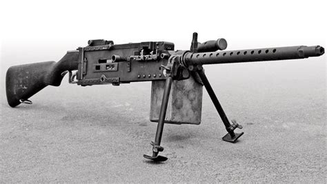 5 Worst Submachine Guns To Ever Fire a Bullet - The …