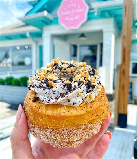 5 daughters bakery nashville. Patio. 1110 Caruthers Ave. Nashville, TN 37204. Monday-Friday, 7 am - 10 pm. Saturday-Sunday, 8 am - 10 pm. Photo: @five_daughers_bakery. Five Daughter's Bakery, one of our favorite treats in Nashville, is a family-business owned and operated by Isaac and Stephanie Meek along with their five Daughters. After starting out selling donuts to local ... 