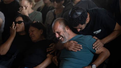 5 dead and 5 injured — names on a scrap of paper show impact of Gaza war on a Minnesota family