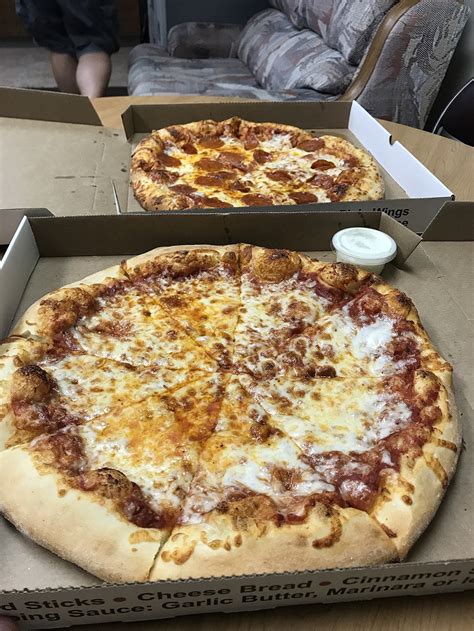 5 dollar pizza. Oct 18, 2018 · Lineup features pizzas, pastas, sides, sweets and more for five dollars each when ordering two or more, available now nationwide. PLANO, Texas, Oct. 17, 2018 — Pizza Hut, the pizza restaurant that serves and delivers more pizzas, pasta and wings than any other restaurant in the world, launched its $5 Lineup, stacked with craveable menu choices galore for – you guessed it – just five ... 