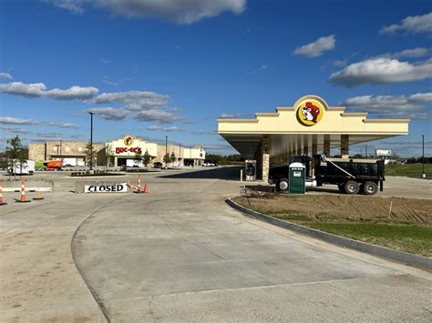 5 things to know about Buc-ee's opening in Springfield, Missouri