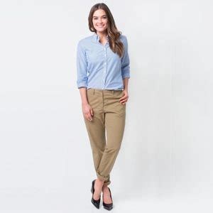 5 Tips Padupadan Celana Khaki Ala Militer Sebagai Celana Warna Khaki Wanita - Celana Warna Khaki Wanita