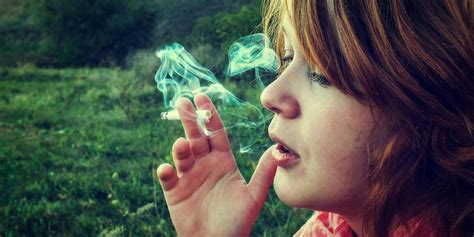 5 types of lady stoners you