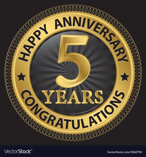 5 year anniversary. I've never heard "five-year anniversary" before. "Fifth anniversary" is standard. 