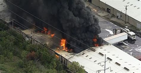 5-Alarm Warehouse Fire Ruled Accidental - CBS DFW