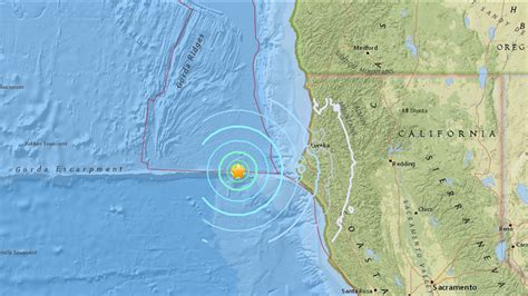5.6 magnitude earthquake strikes off coast of Humboldt County
