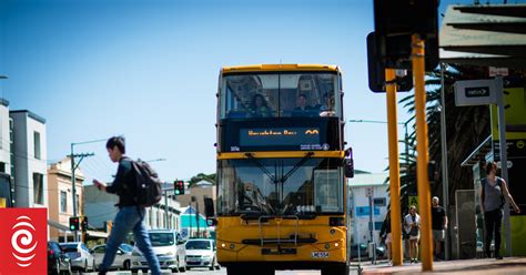 50% off public transport fares not for all commuters - RNZ