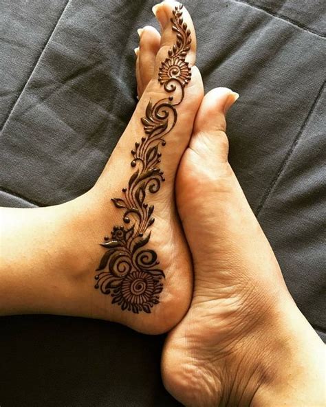 50+ Latest Simple and Easy Mehndi Designs 2018 & 2019