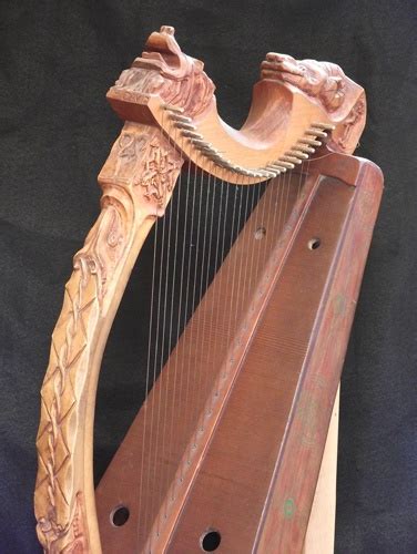 50 Harfen ideas harp, celtic harp, brian boru - Pinterest