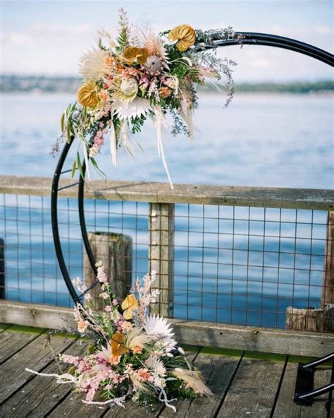 50 Pretty Diy Wedding Arches Diys Com Diy Wedding Arch Flowers - Diy Wedding Arch Flowers