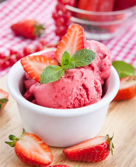 Full Download 50 Easy Frozen Yogurt Recipes Aeur The Frozen Yogurt Cookbook The Summer Dessert Recipes And The Best Dessert Recipes Collection 