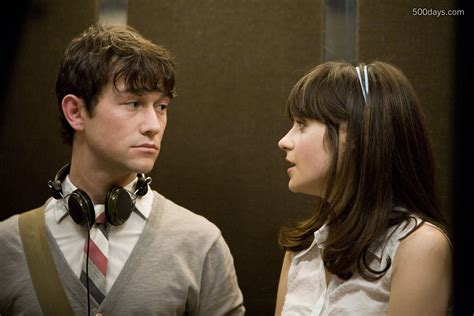 500 days of summer movie. In those 500 days of Summer, she will dump Tom and he will have to endure the suffering and the advice of his friends and, more helpfully, of his wise little sister Rachel (Chloe Grace Moretz). 